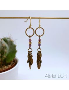 Boucles de verre feuillus et perles teinte brun 2