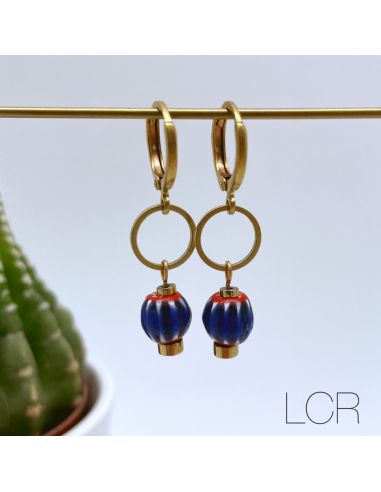 Boucles d'oreille laiton perles africaines bleues