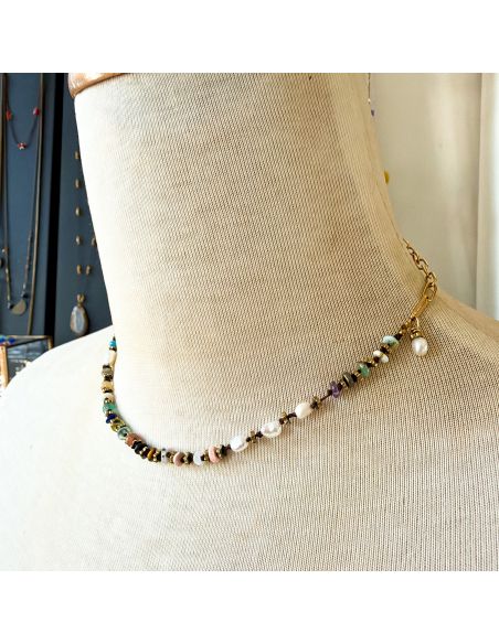 Ras du cou avec chaine dorée, diverses perles rondelles et perles de culture