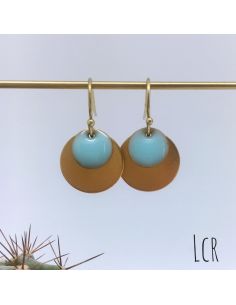 Boucles d'oreille pastille laiton et émail bleu ciel 2